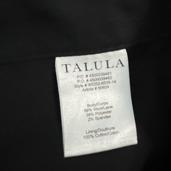 Aritzia Talula Berkeley Skort black - Picture 3 of 4